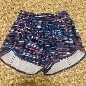 Lululemon Tracker Shorts Size 4